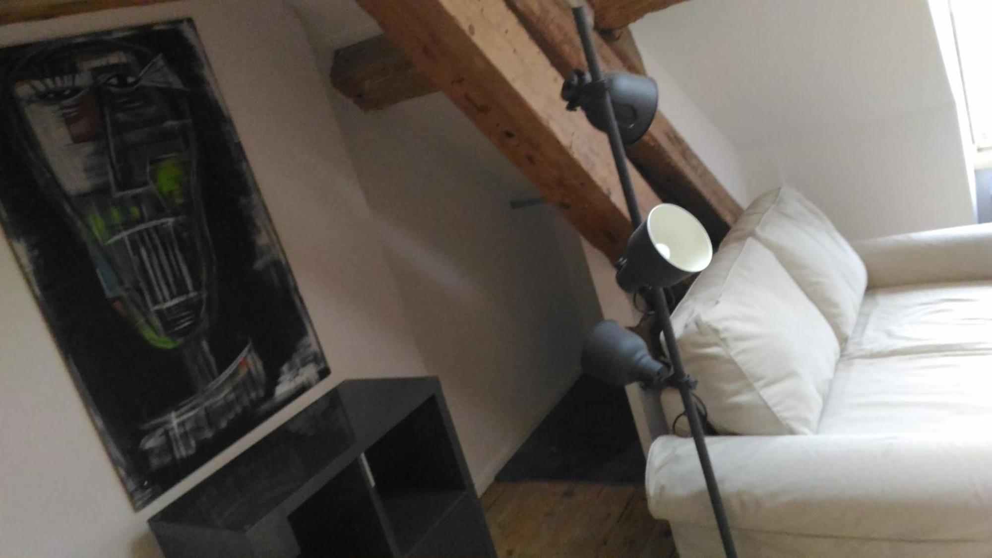 Studio Meuble Proche Conseil Departemental Du Jura Lons-le-Saunier Bagian luar foto