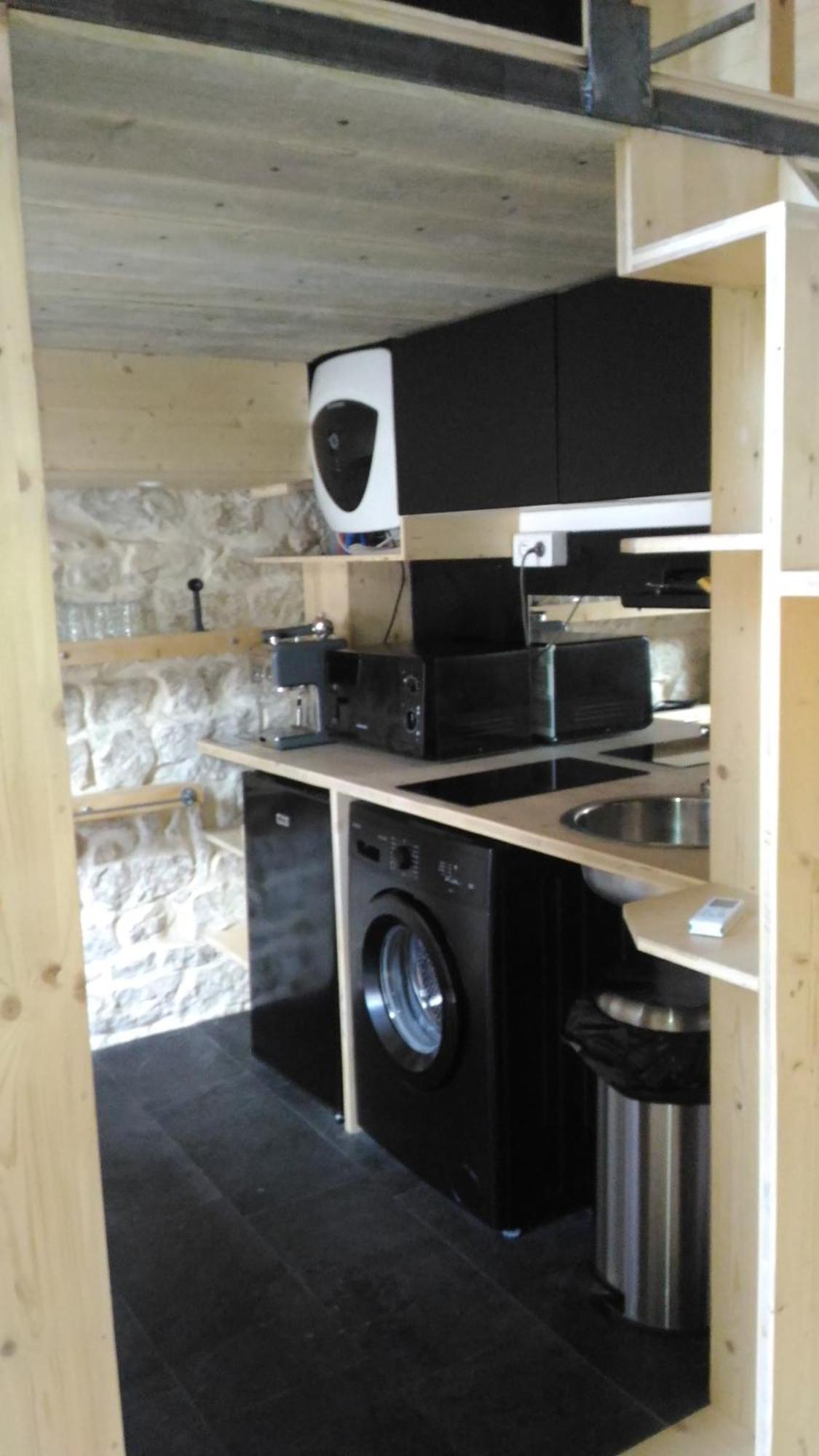 Studio Meuble Proche Conseil Departemental Du Jura Lons-le-Saunier Bagian luar foto