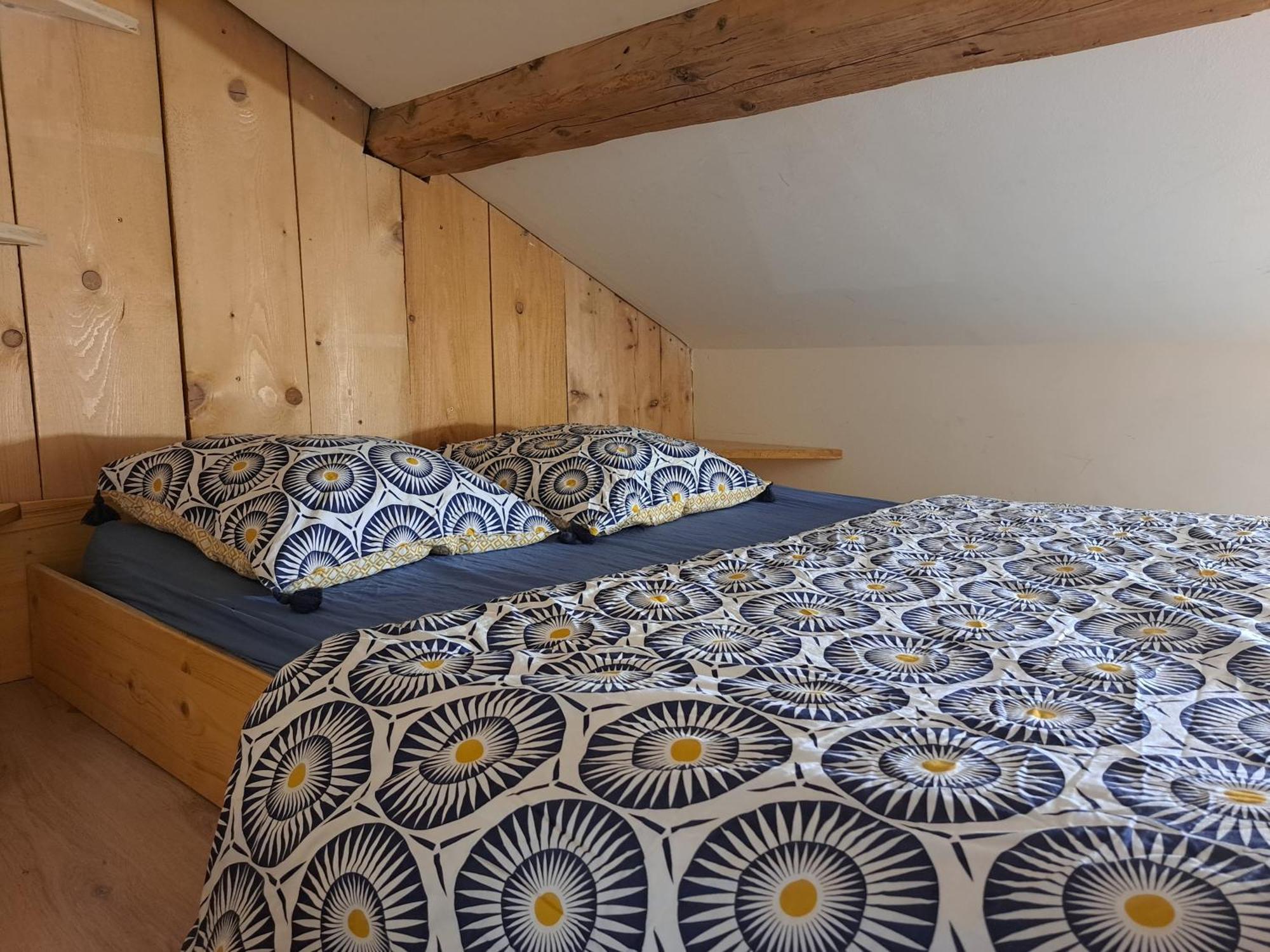 Studio Meuble Proche Conseil Departemental Du Jura Lons-le-Saunier Bagian luar foto