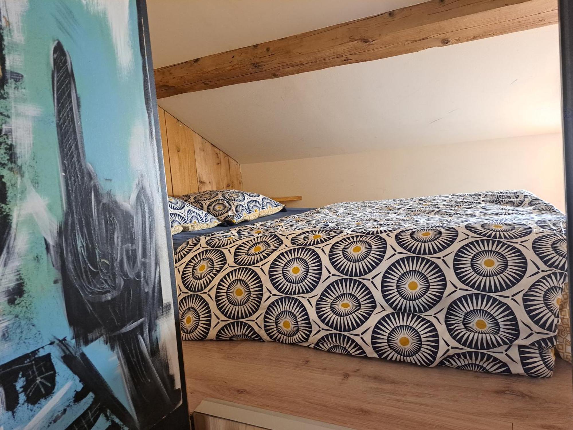 Studio Meuble Proche Conseil Departemental Du Jura Lons-le-Saunier Bagian luar foto